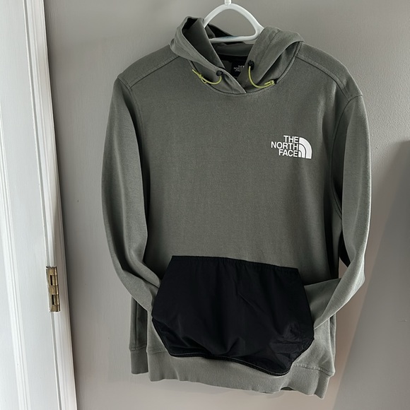 The North Face Hoodie Sweatshirt - Picture 5 of 5